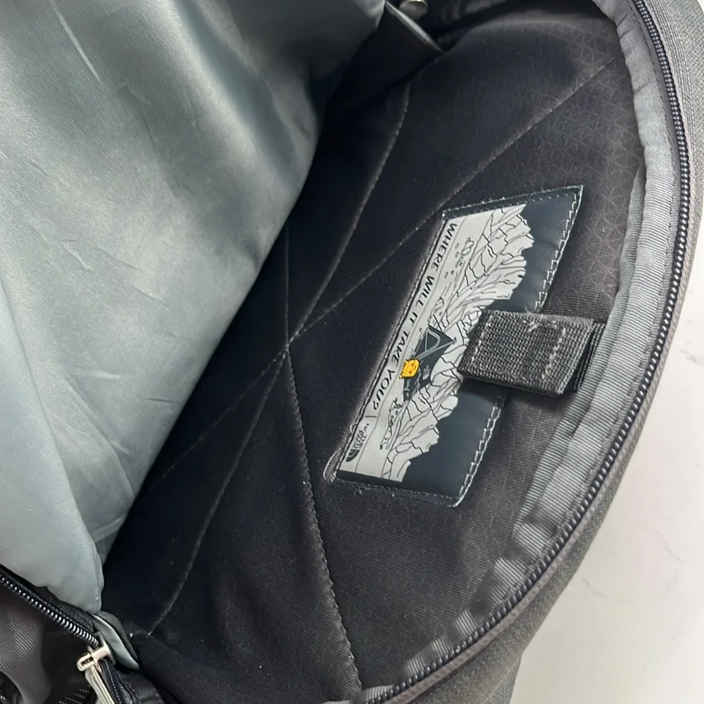 The NorthFace Recon Women Backpack Gray‎ and Blue